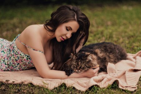 Красива девушка