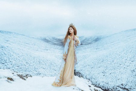 Зимняя фотосессия в платье
