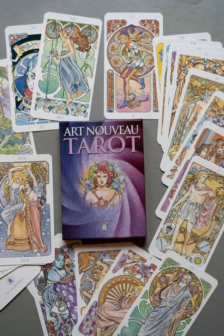 Art nouveau tarot