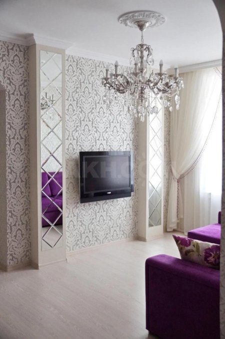 Зеркальное панно на стену в гостиную