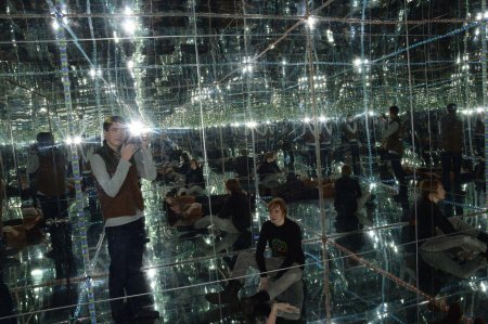 Зеркальный лабиринт уфа планета