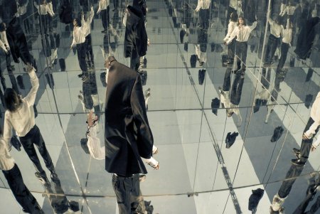 Много зеркал