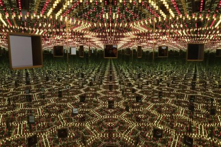 Яёи кусама infinity mirror room — phalli’s field