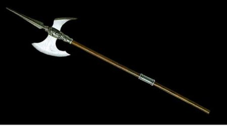 Секира бердыш алебарда