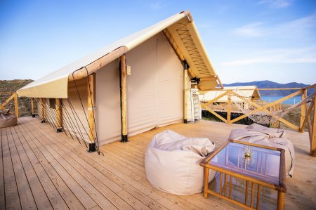 Глэмпинг таврида