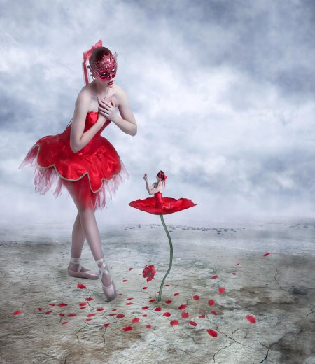 Танцовщица в цветах