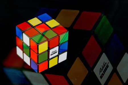 Головоломка кубика рубика