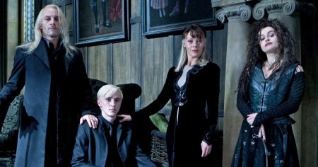 Мама малфоя из гарри поттера