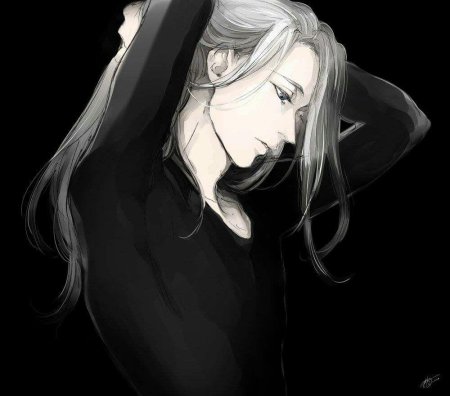 Парень с длинными волосами