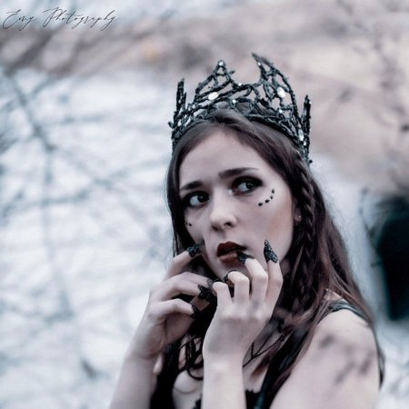 Готическая тиара