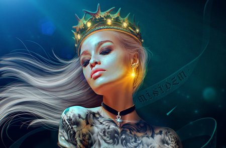 Блондинка с тату