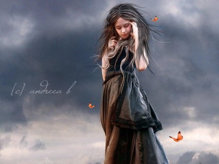 Девушка в лохмотьях