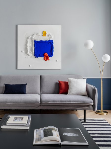 Серый интерьер гостиной