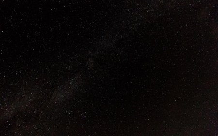 Звёздное небо черное