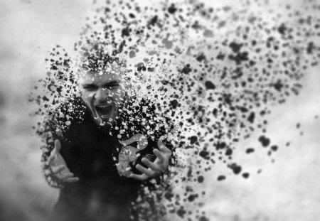 Человек рассыпается