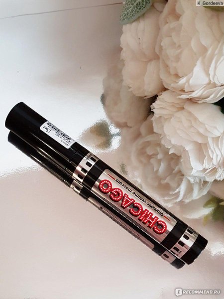 Тушь чикаго от арт визаж щеточка