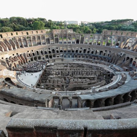 Амфитеатр колизей в риме