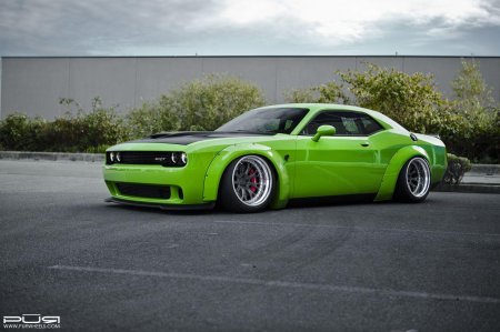 Додж челленджер rocket bunny