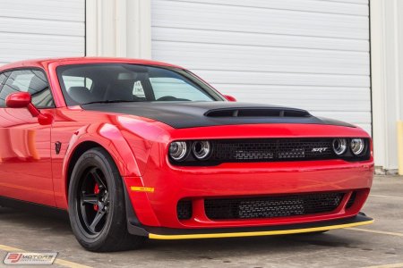 Dodge challenger hellcat