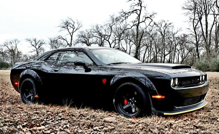 Dodge challenger srt demon black
