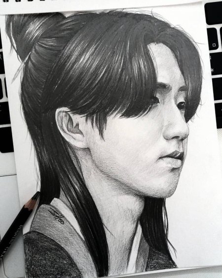 Ли минхо арт карандашом