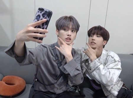 Джисон и минхо из stray kids