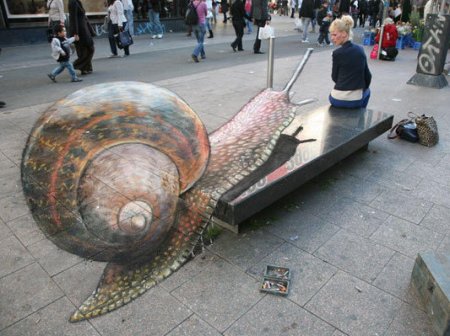 Огромная улитка