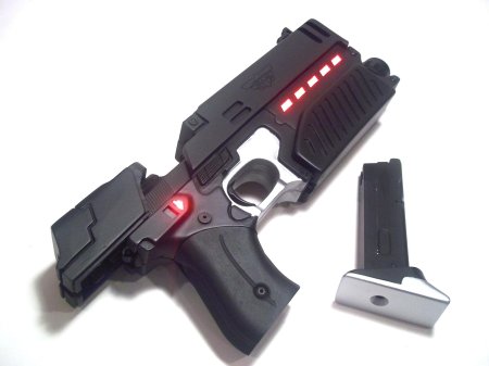 Cyberpunk бластер пистолет