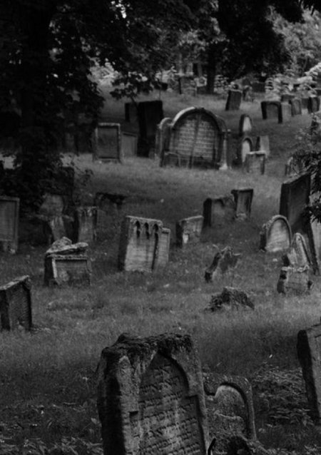 Старые кладбища