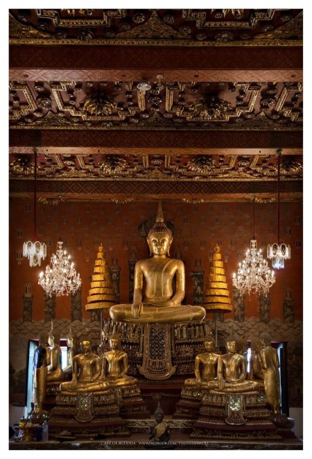 Golden buddha