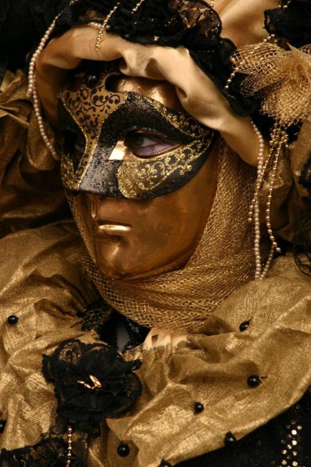 Венецианский бал маскарад