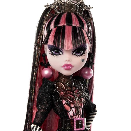 Дракулаура кукла