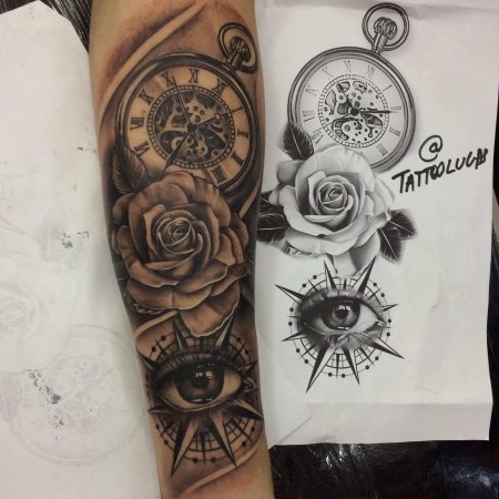 Тату компас на предплечье