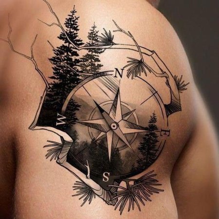 Тату карта и компас