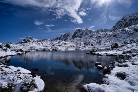 Гора природа озеро