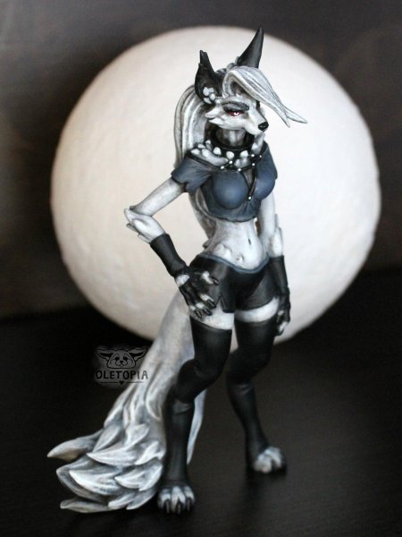 Фурия фигурка