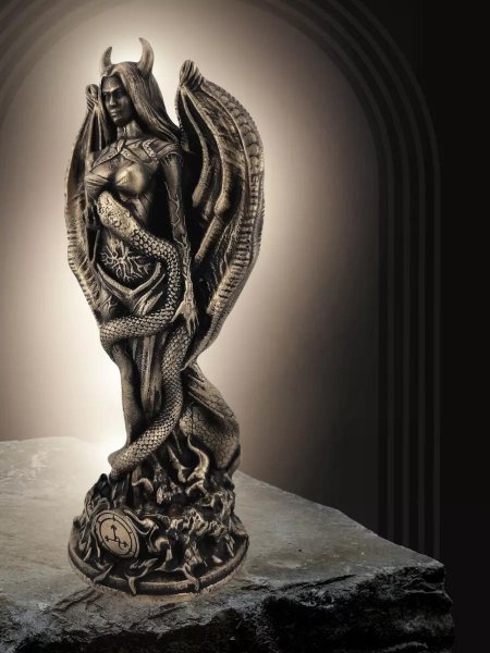 Демоница лилит