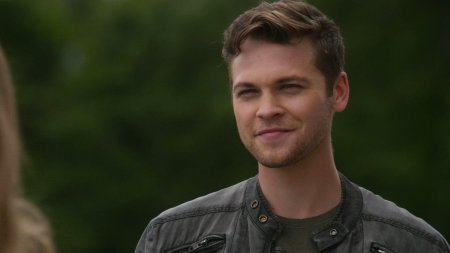 Александр кэлверт