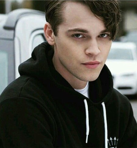 Билл скарсгард