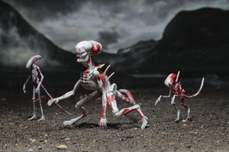 Фигурка ксеноморфа