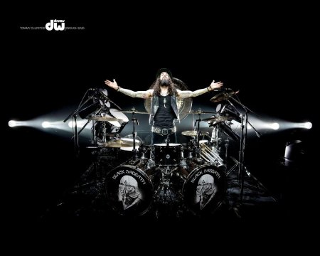 Майк портной барабанщик