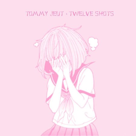 Розовая аниме девочка