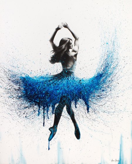 Танцующая девушка рисунок