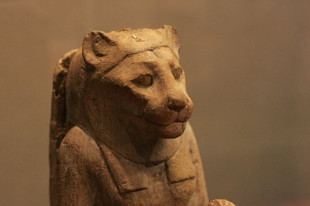 Скульптура богини сехмет египет