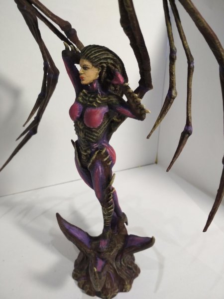 Starcraft фигурка керриган