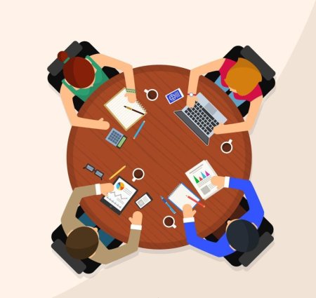 Круглый стол вид сверху