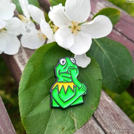 Броши значки