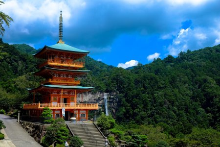 Kumano nachi taisha