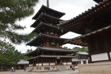 Храмовый ансамбль хорюдзи