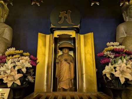 Статуя будды камакура